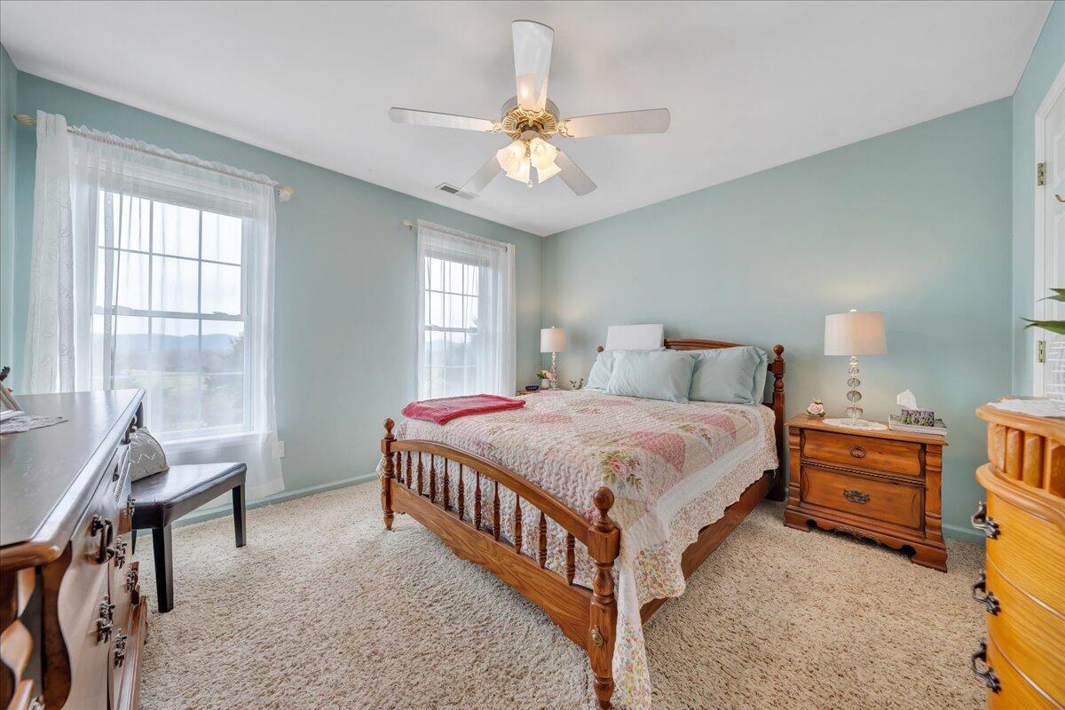 3394 Wheatland Road Fincastle, VA 24090 - Photo 29 of 77 27-MIB06567