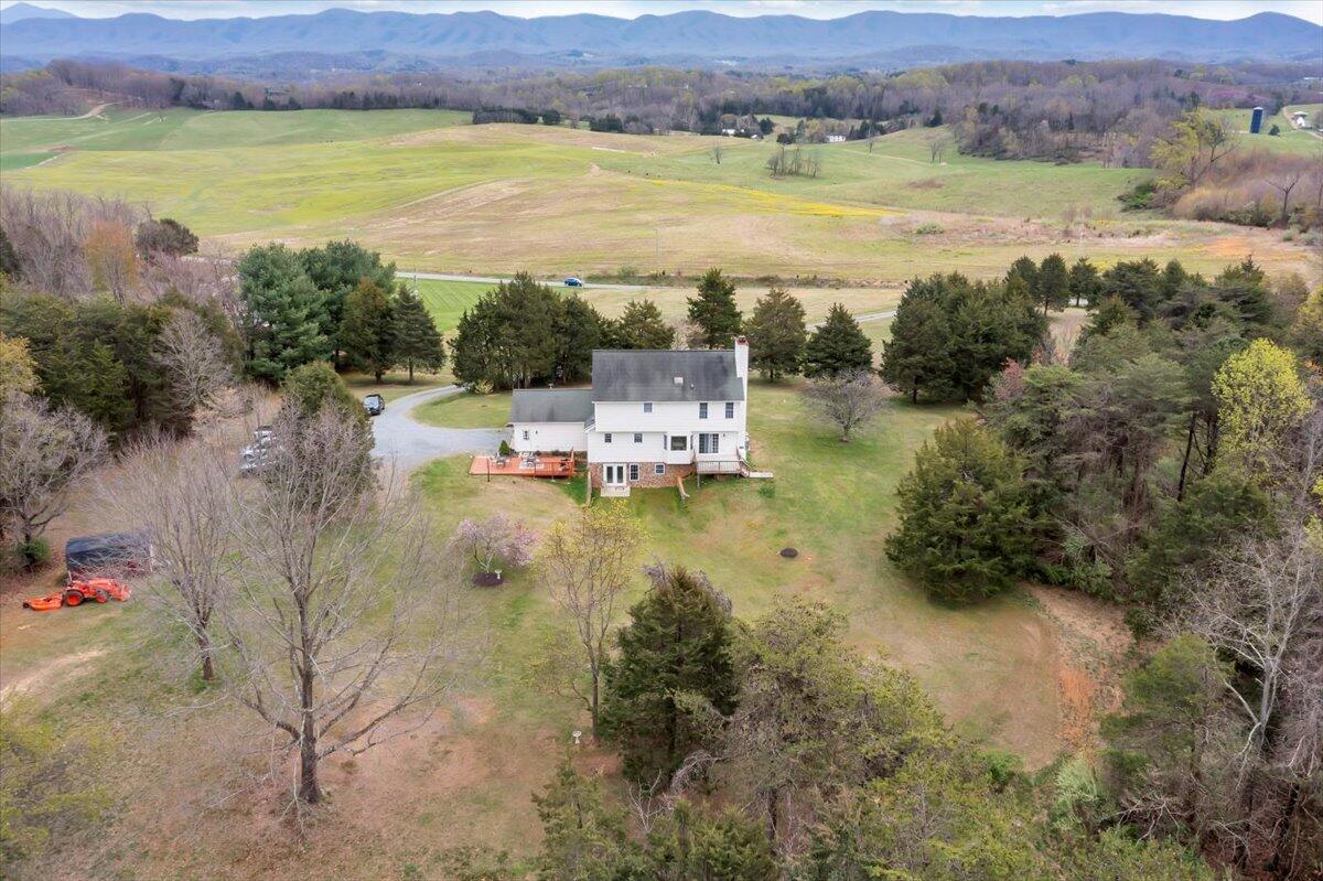 3394 Wheatland Road Fincastle, VA 24090 - Photo 62 of 77 61-DJI_0313
