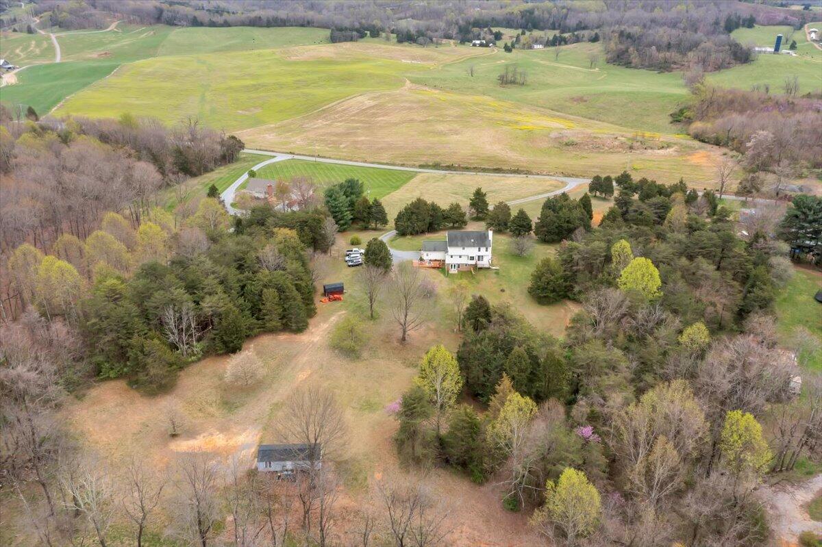 3394 Wheatland Road Fincastle, VA 24090 - Photo 71 of 77 71-DJI_0323