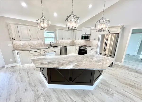 $539,900 | 6425 Southwest 180 Circle, Dunnellon, FL 34432