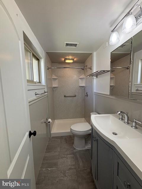 945 Croton Road Wayne, PA 19087 - Photo 7 of 13 a bathroom with a sink a toilet and shower