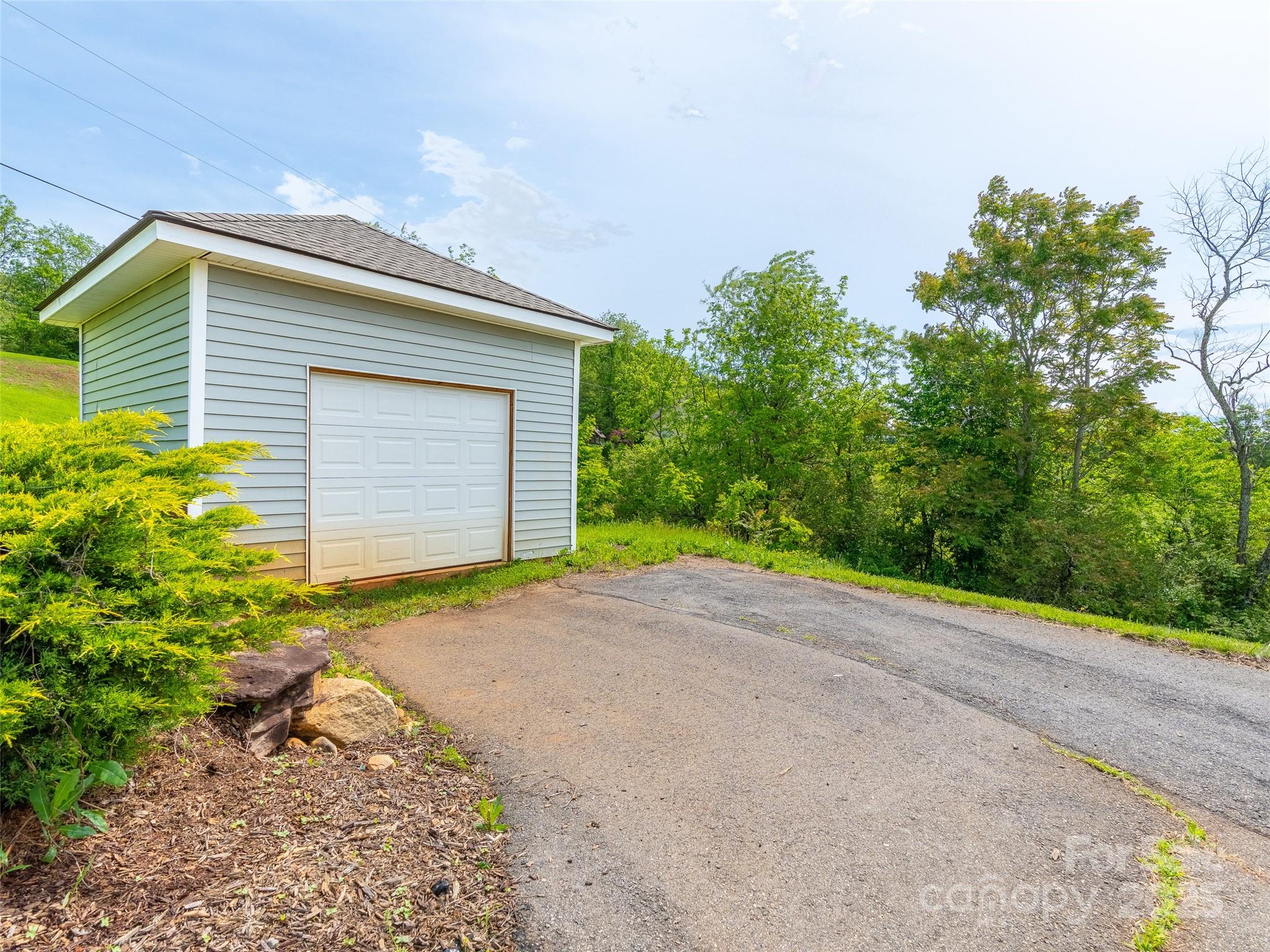 12 Paul Bridges Road Alexander, NC 28701 - Photo 26 of 37 Gallery Image 26