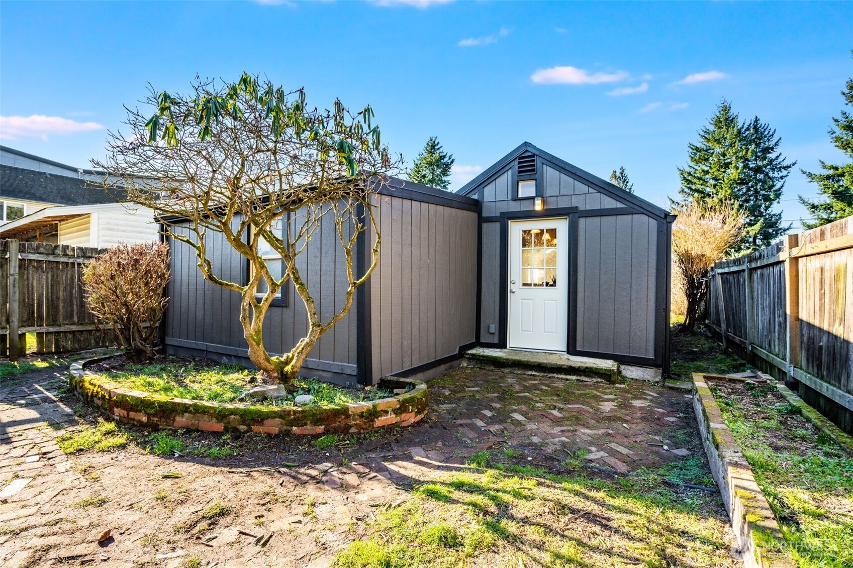 12406 2nd Place Southwest Seattle, WA 98146 - Photo 5 of 24