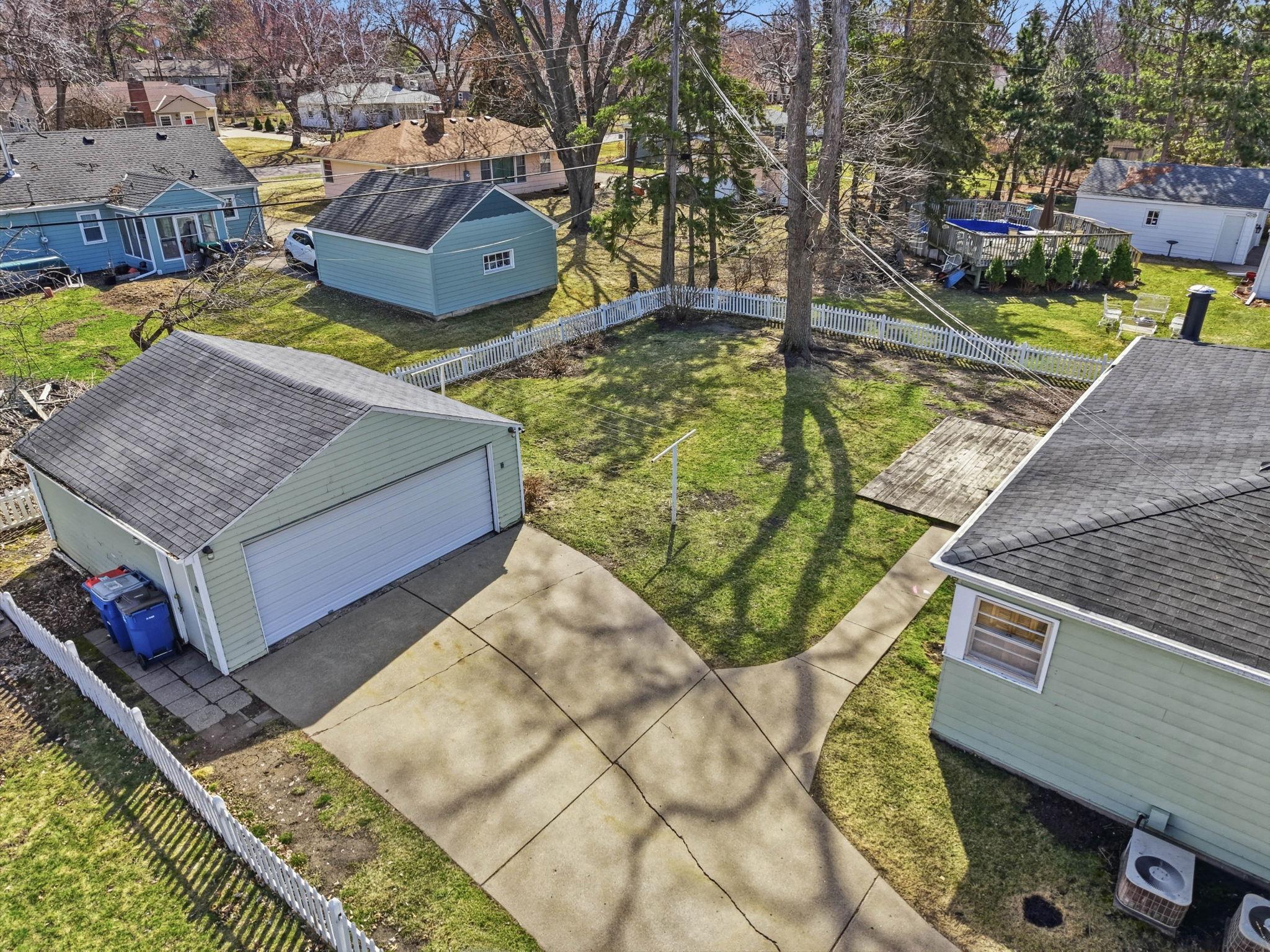 3016 Perry Avenue North Golden Valley, MN 55422 - Photo 39 of 48