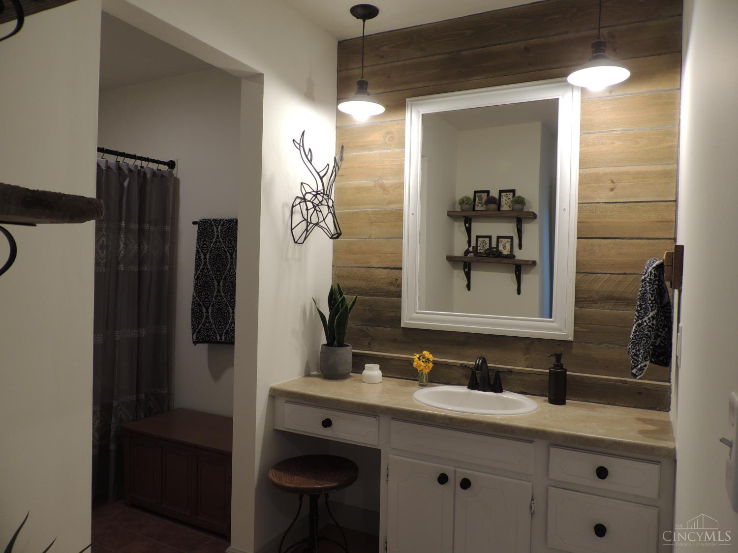 2095 Smith Road Hamilton, OH 45013 - Photo 13 of 44 Gallery Image 13