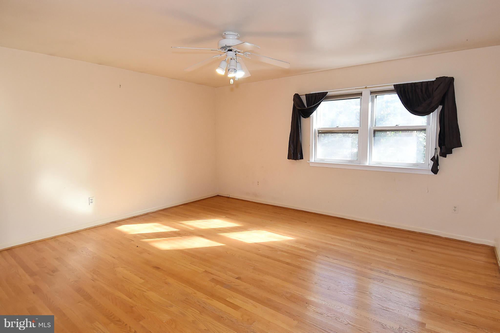 7415 Churchill Road McLean, VA 22101 - Photo 16 of 28 Master Bedroom