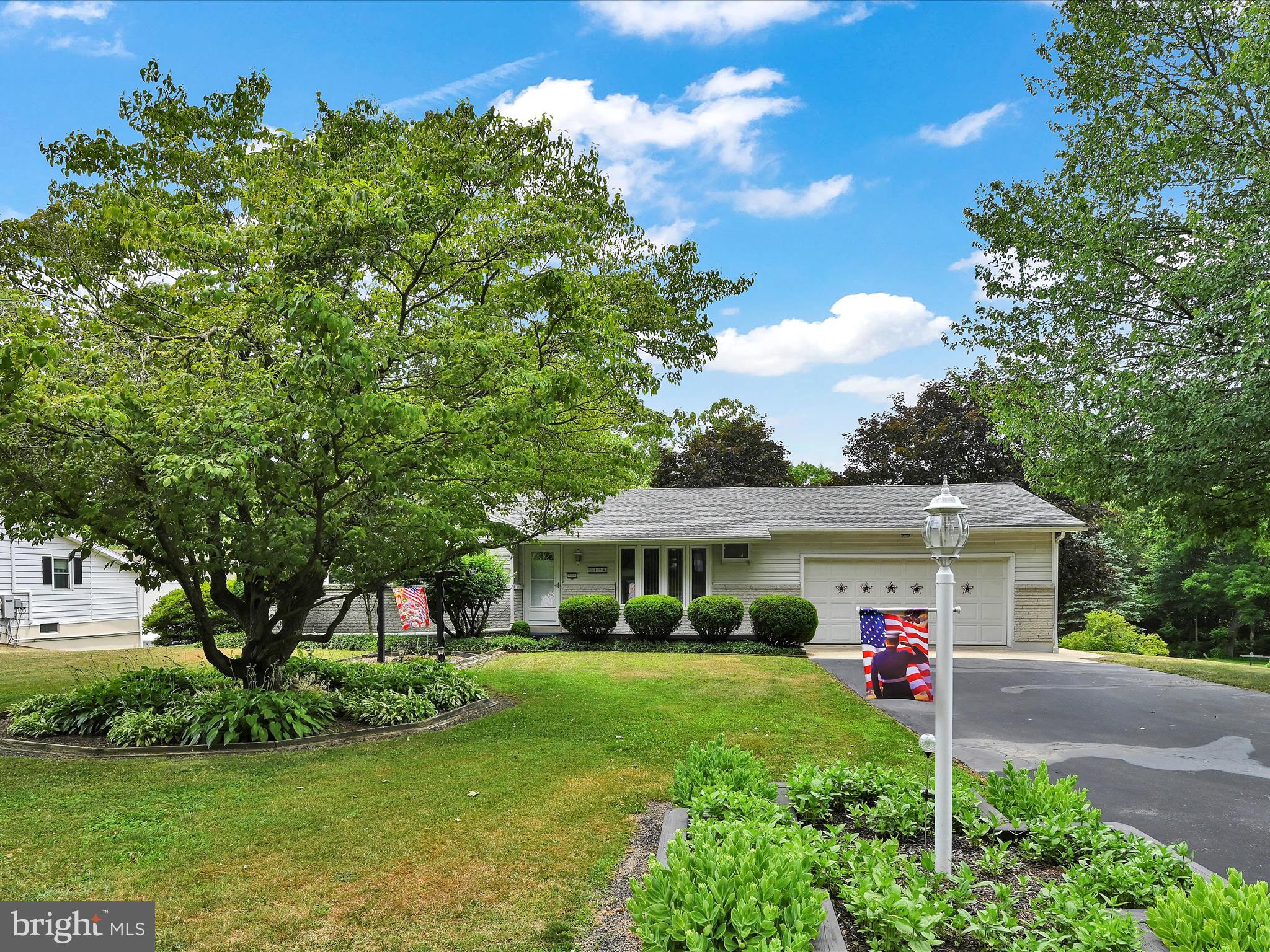 179 Oak Grove Road Pine Grove, PA 17963 - Photo 1 of 39 Front