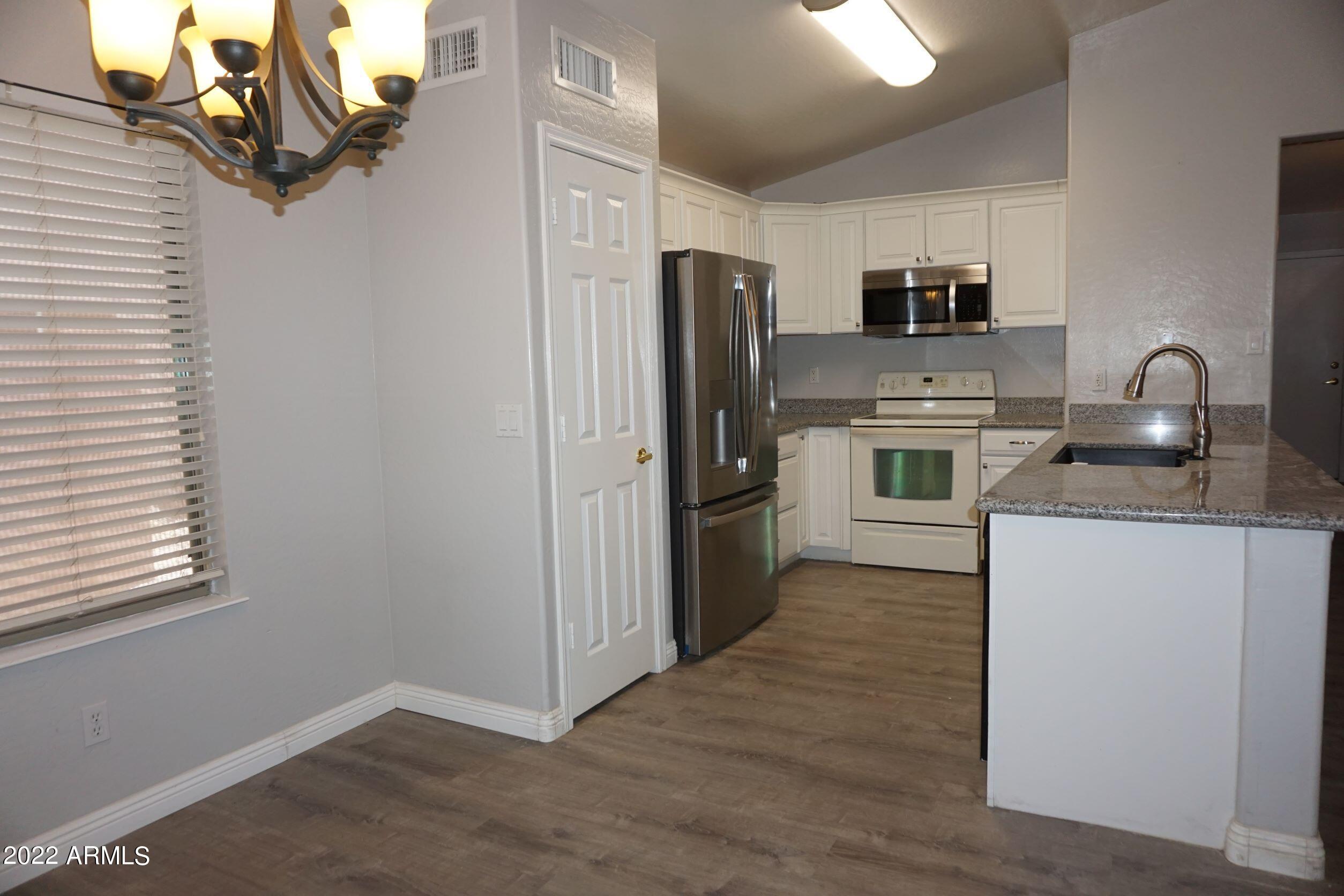 2046 North Parish Lane Casa Grande, AZ 85122 - Photo 5 of 17 Photo #5