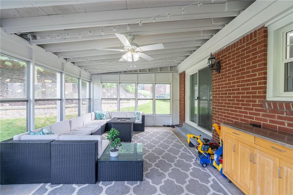 241 Parkedge Road Pittsburgh, PA 15220 - Photo 35 of 45 Gallery Image 35