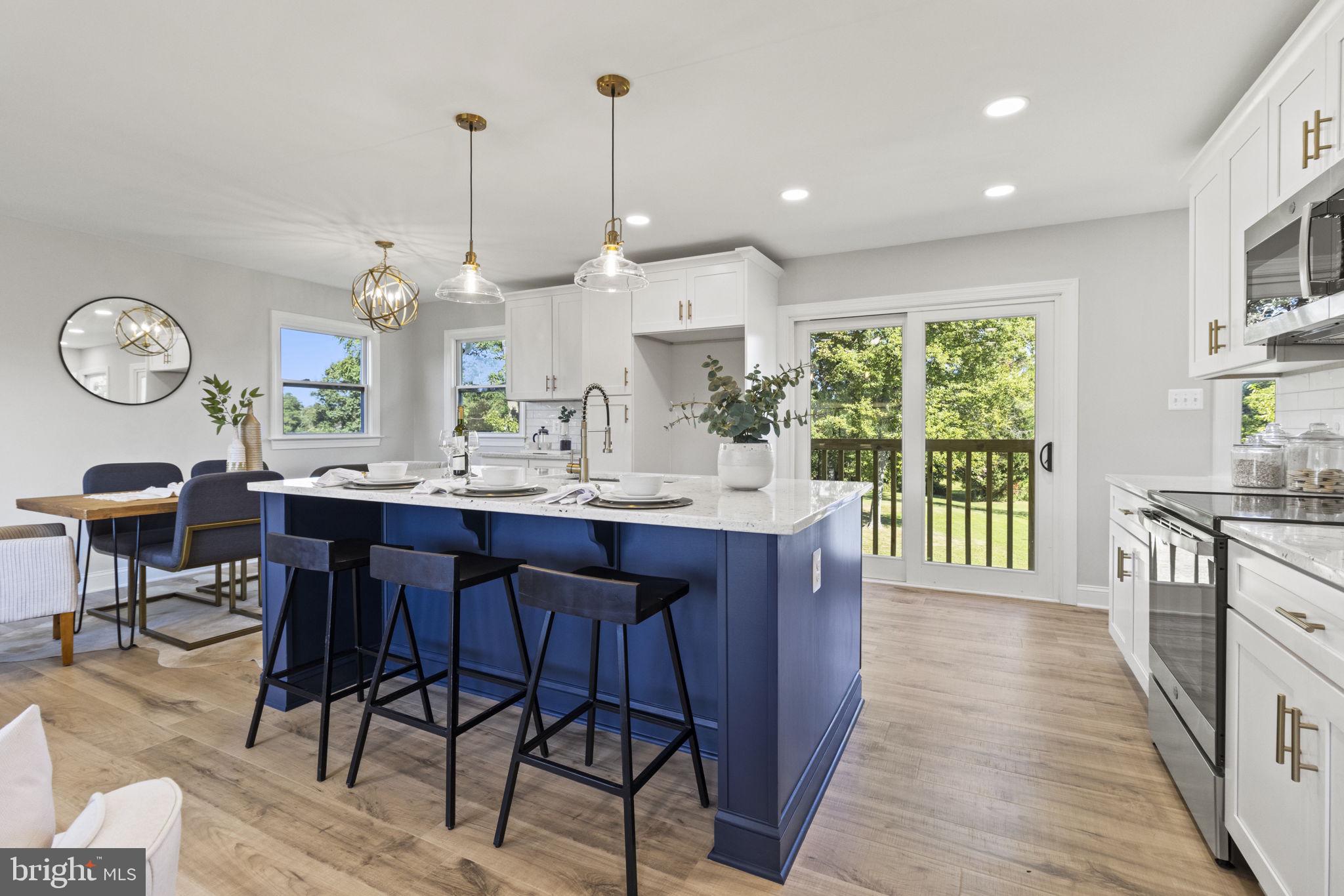 5018 Frye Road Upperco, MD 21155 - Photo 7 of 40 Large Island with Seating