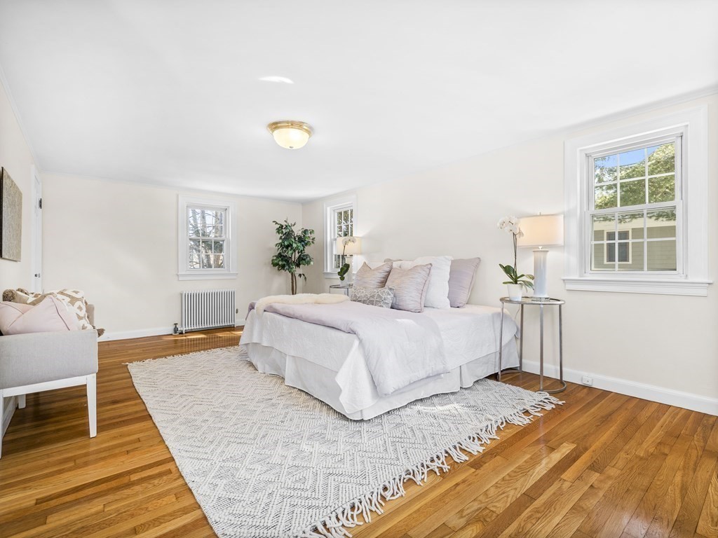 41 Brook Street Wellesley, MA 02482 - Photo 12 of 19