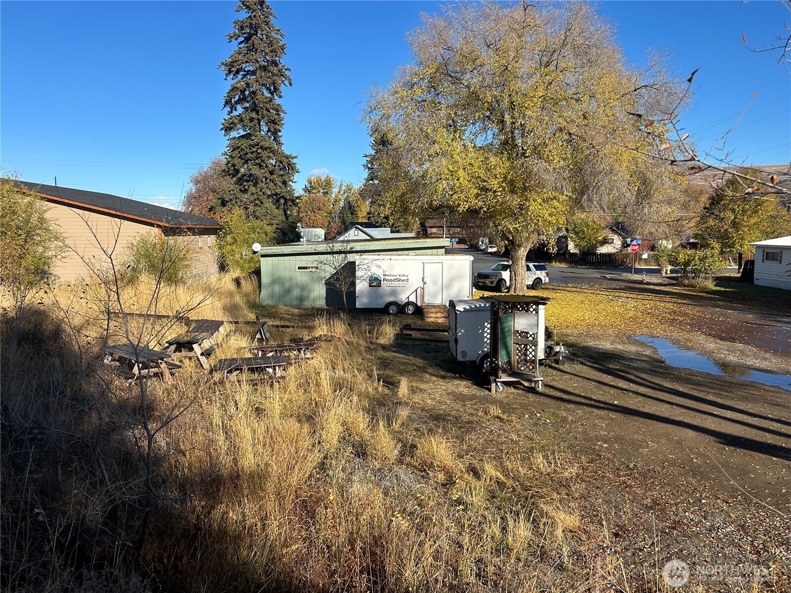 136 Johnson Street Twisp, WA 98856 - Photo 29 of 33 a view of a yard with sitting area