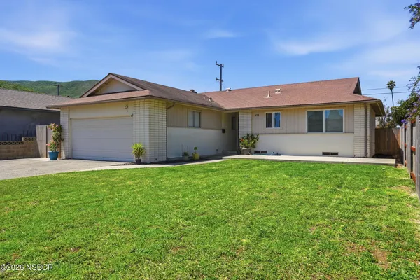 $610,000 | 425 South O Place, Lompoc, CA 93436