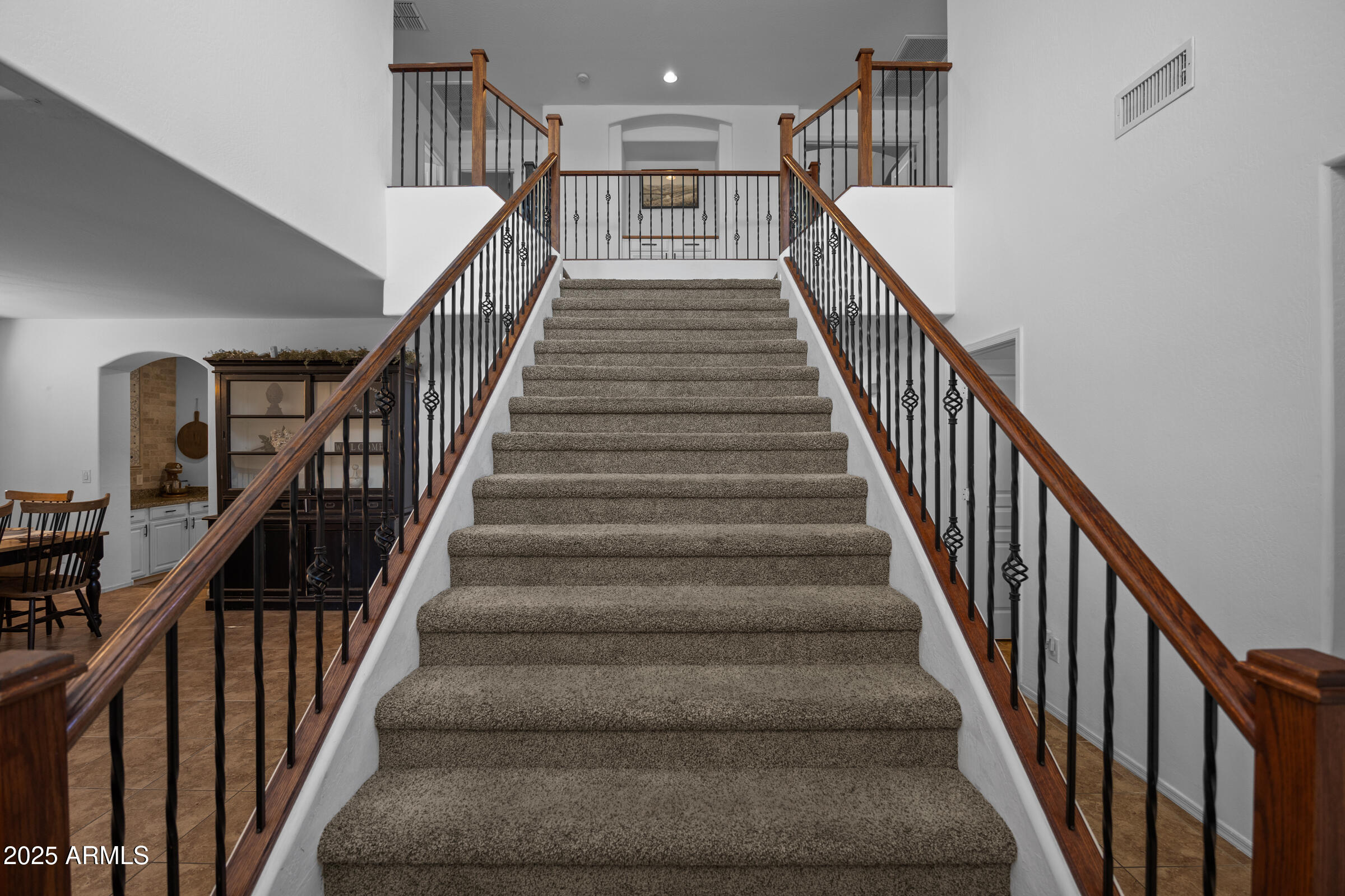 5946 South Shelby Way Gilbert, AZ 85298 - Photo 32 of 55 5946 S Shelby Way-33