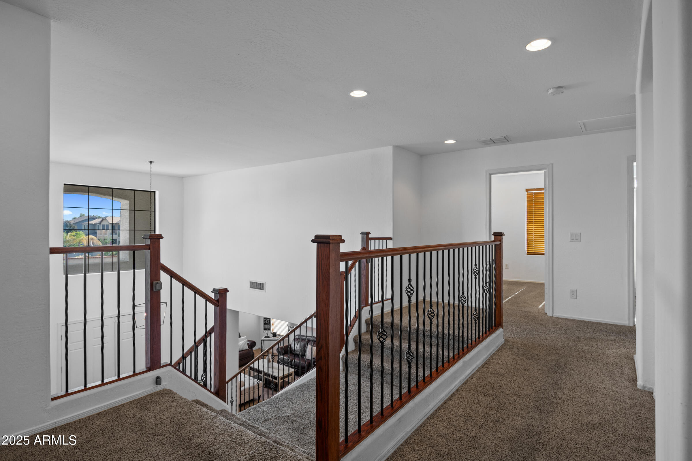 5946 South Shelby Way Gilbert, AZ 85298 - Photo 35 of 55 5946 S Shelby Way-35