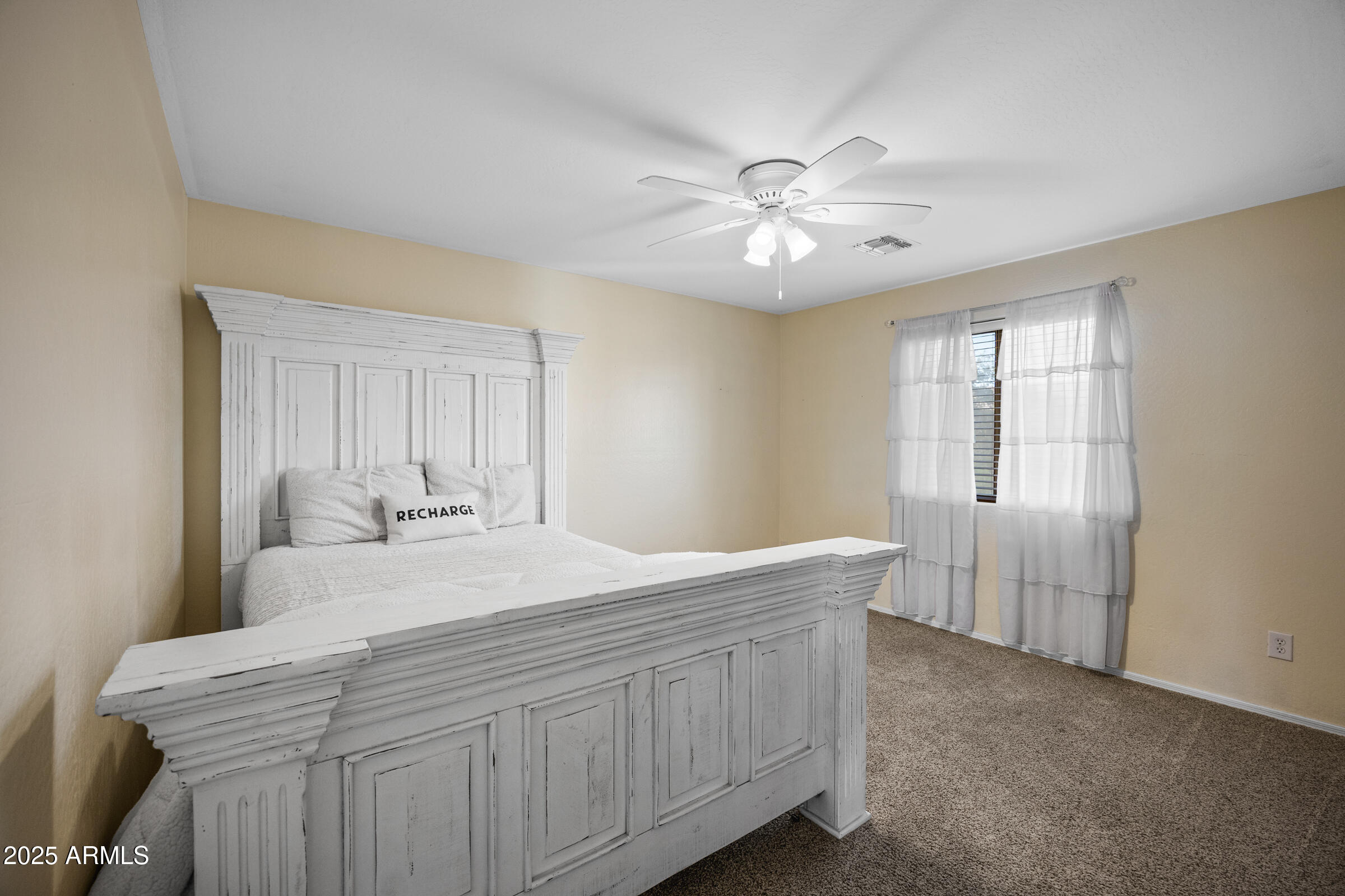 5946 South Shelby Way Gilbert, AZ 85298 - Photo 36 of 55 5946 S Shelby Way-37