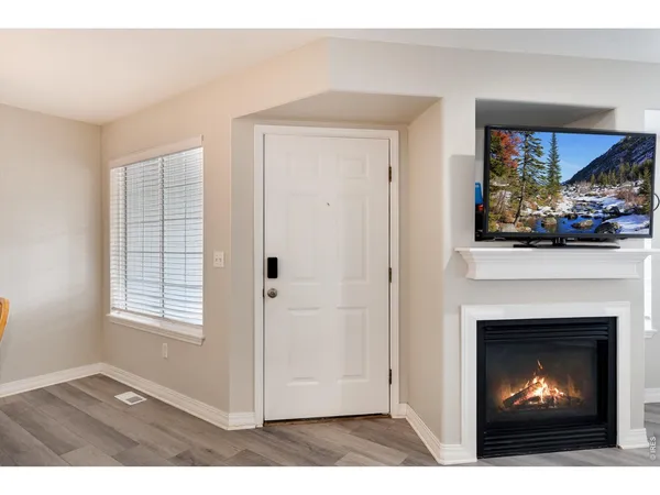 $400,000 | 1419 Red Mountain Drive, Unit 15, Longmont, CO 80504