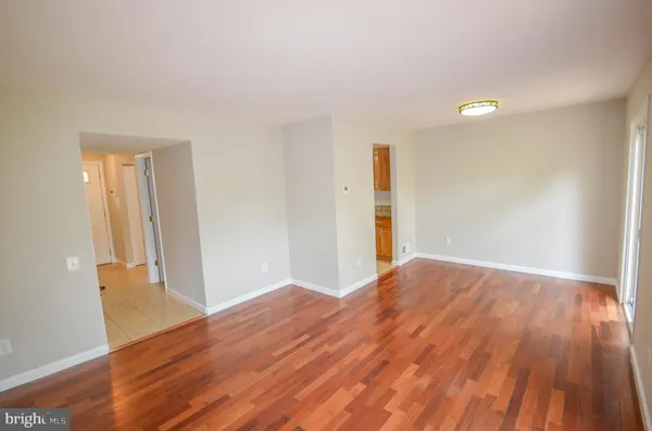$2,650 | 19404 Transhire Road, Montgomery Village, MD 20886