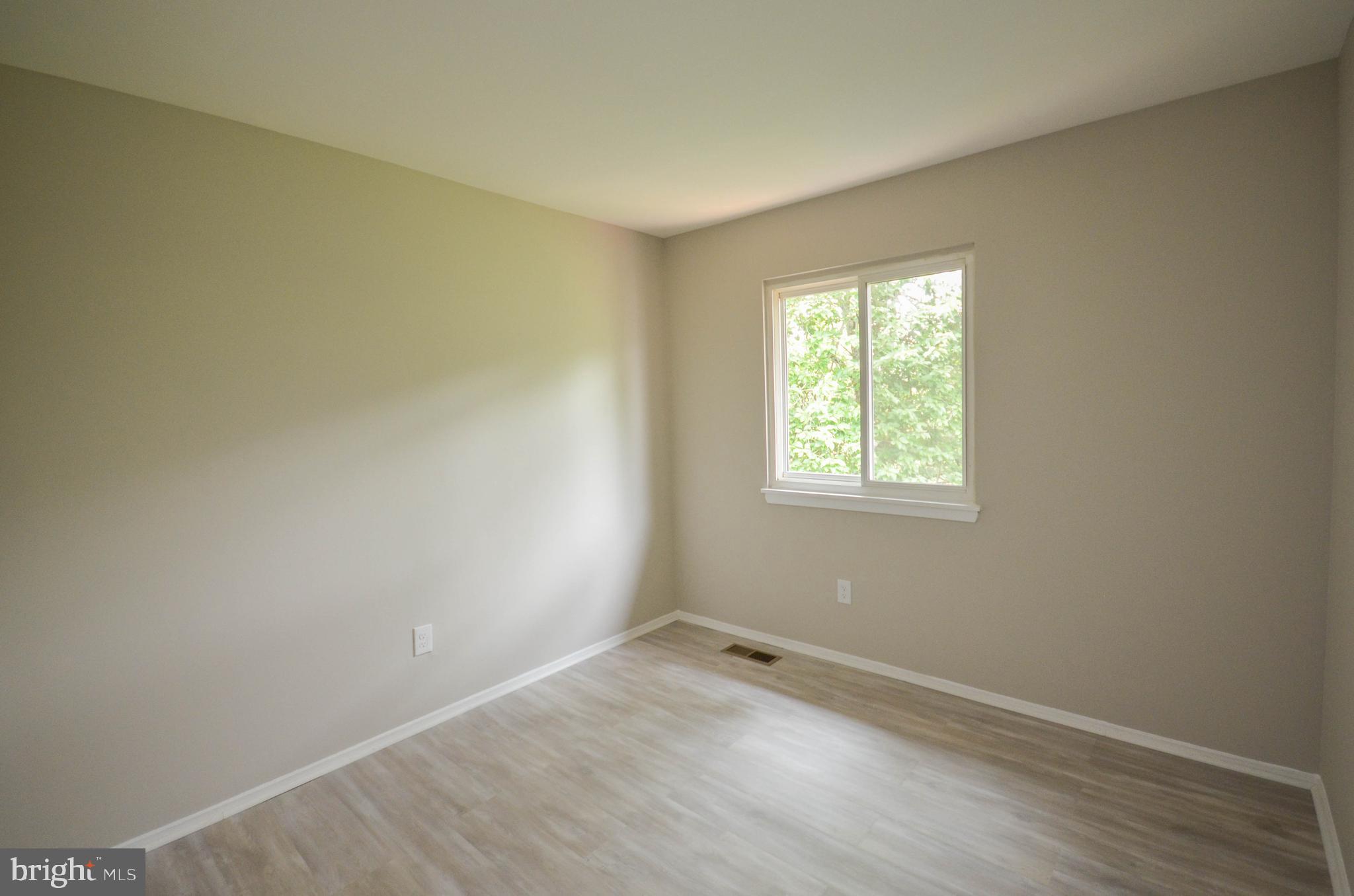 19404 Transhire Road Montgomery Village, MD 20886 - Photo 19 of 32