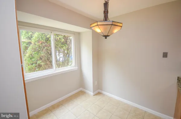 $2,650 | 19404 Transhire Road, Montgomery Village, MD 20886