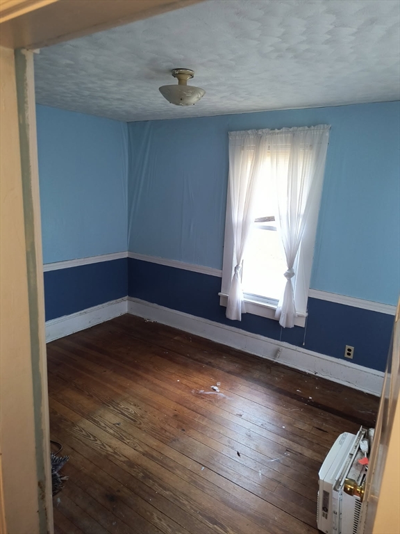 655 Morgan Road West Springfield, MA 01089 - Photo 8 of 39