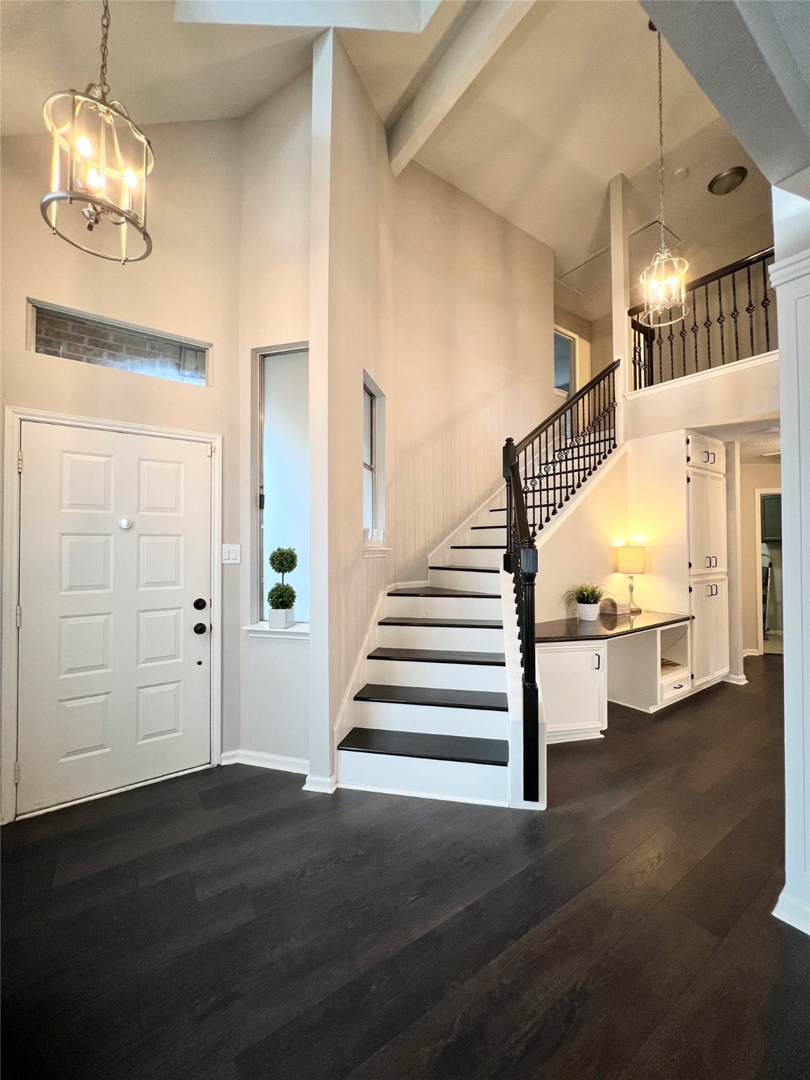 5 Spurwood Court The Woodlands, TX 77381 - Photo 4 of 16