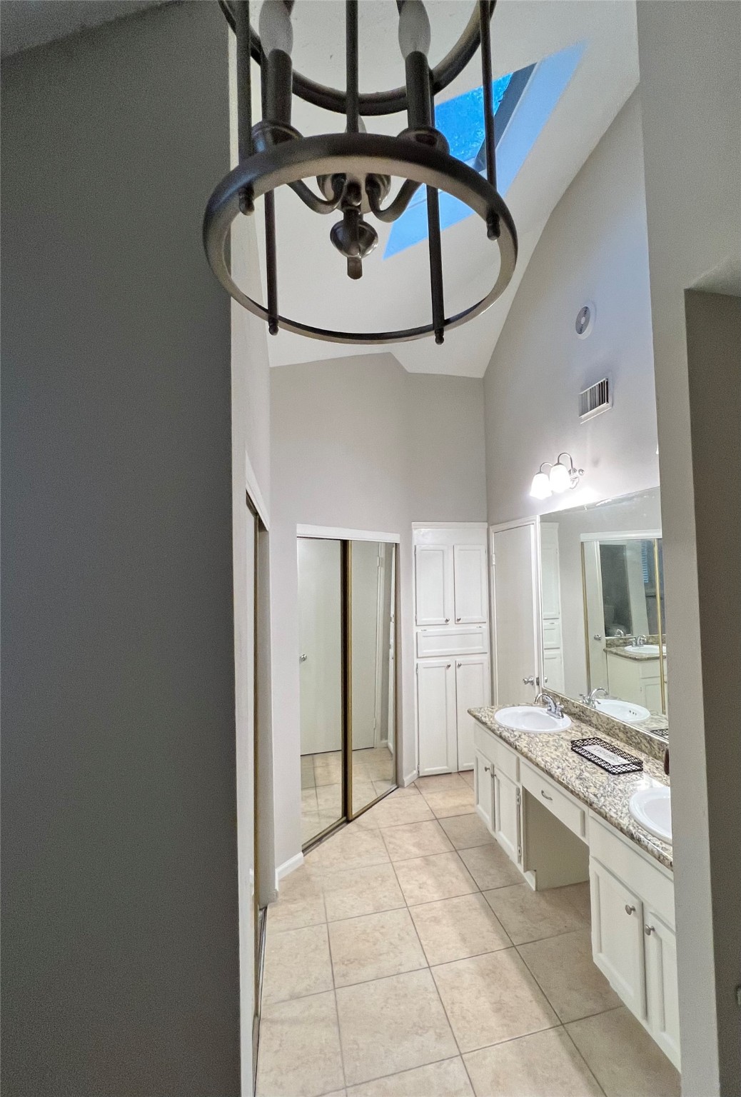 5 Spurwood Court The Woodlands, TX 77381 - Photo 10 of 16 a view of a kitchen with a sink