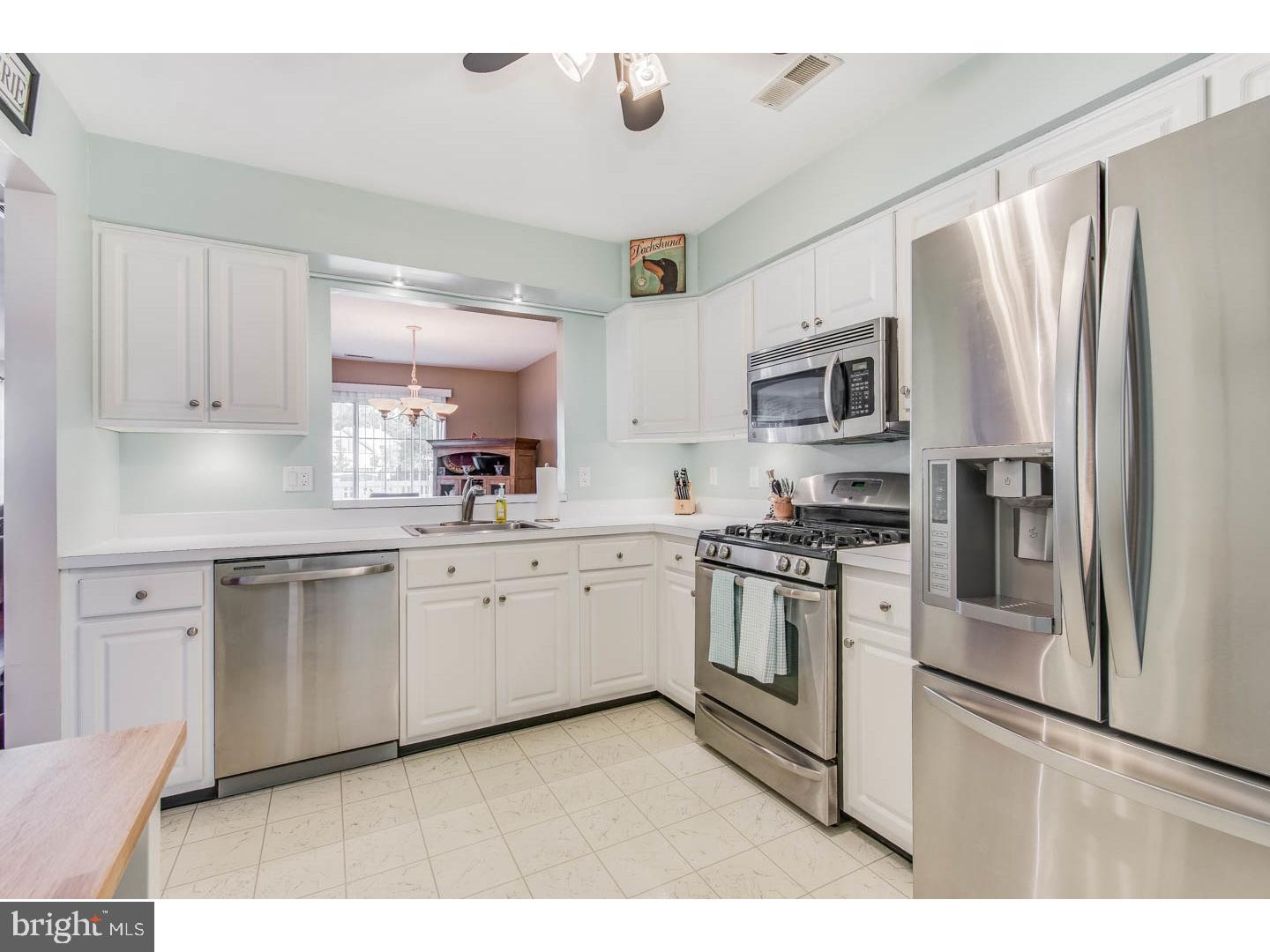 2403 Stokes Road Mount Laurel, NJ 08054 - Photo 11 of 22 Kitchen