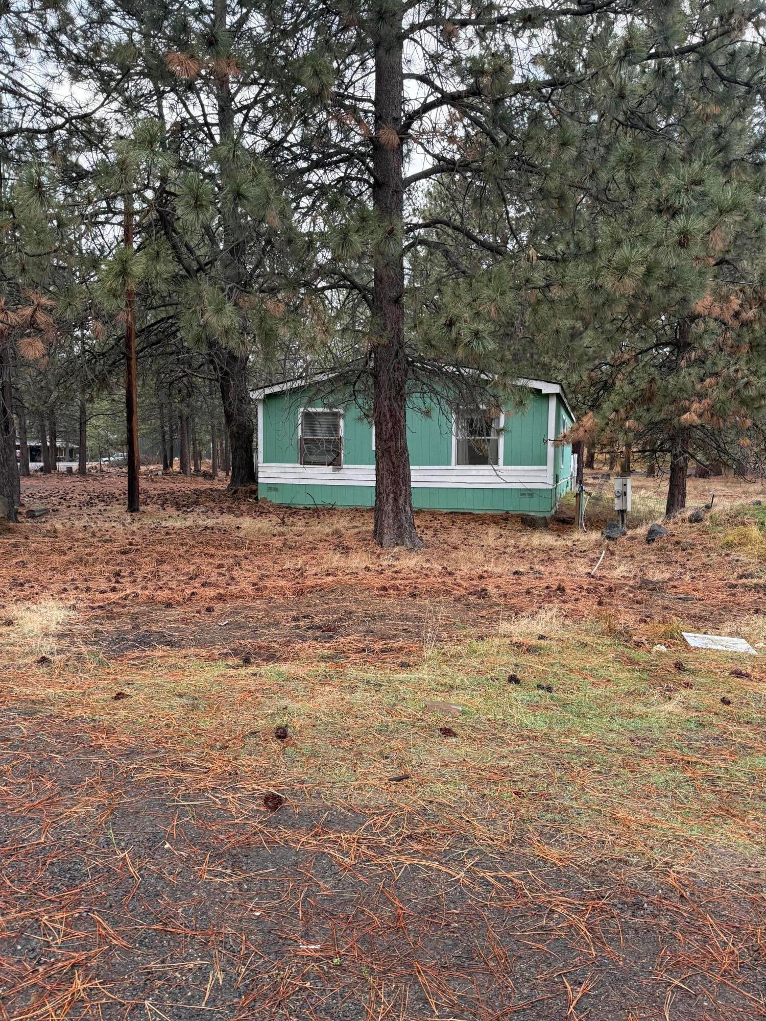 19112 Baker Road Bend, OR 97702 - Photo 3 of 7 IMG_1065