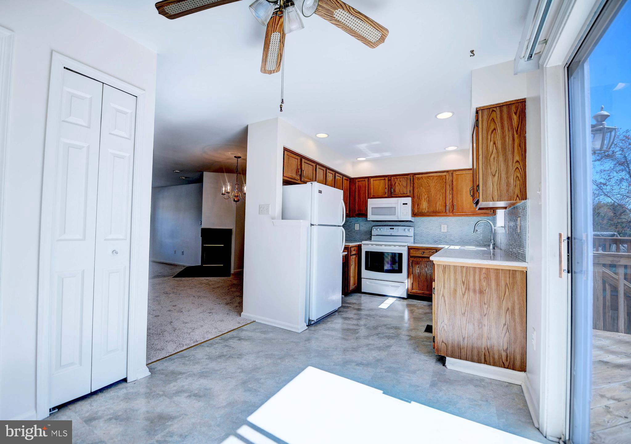 3762 Foxford Stream Road Baltimore, MD 21236 - Photo 11 of 31 Gallery Image 11