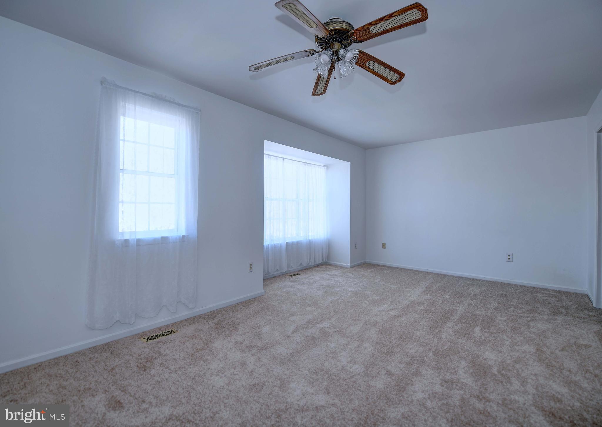 3762 Foxford Stream Road Baltimore, MD 21236 - Photo 21 of 31 Gallery Image 21