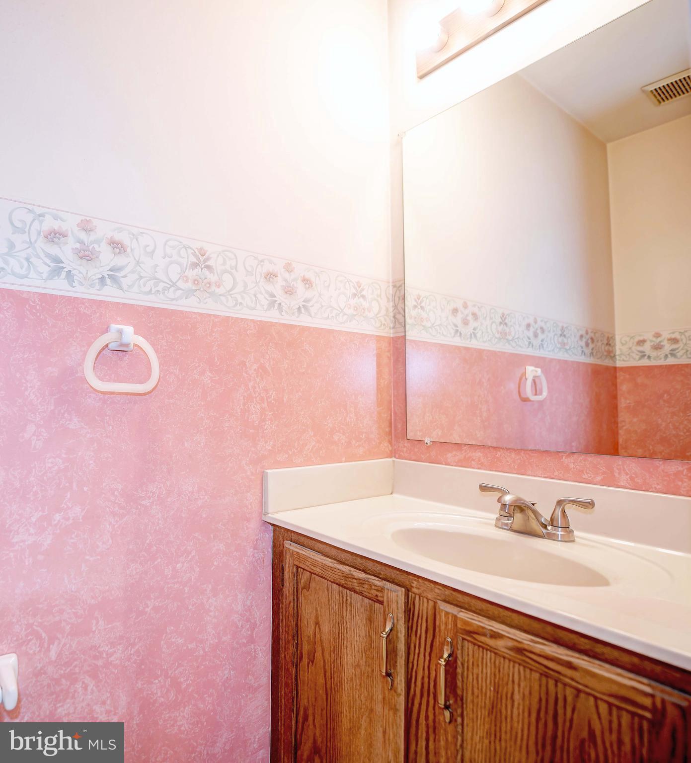 3762 Foxford Stream Road Baltimore, MD 21236 - Photo 7 of 31 Gallery Image 7