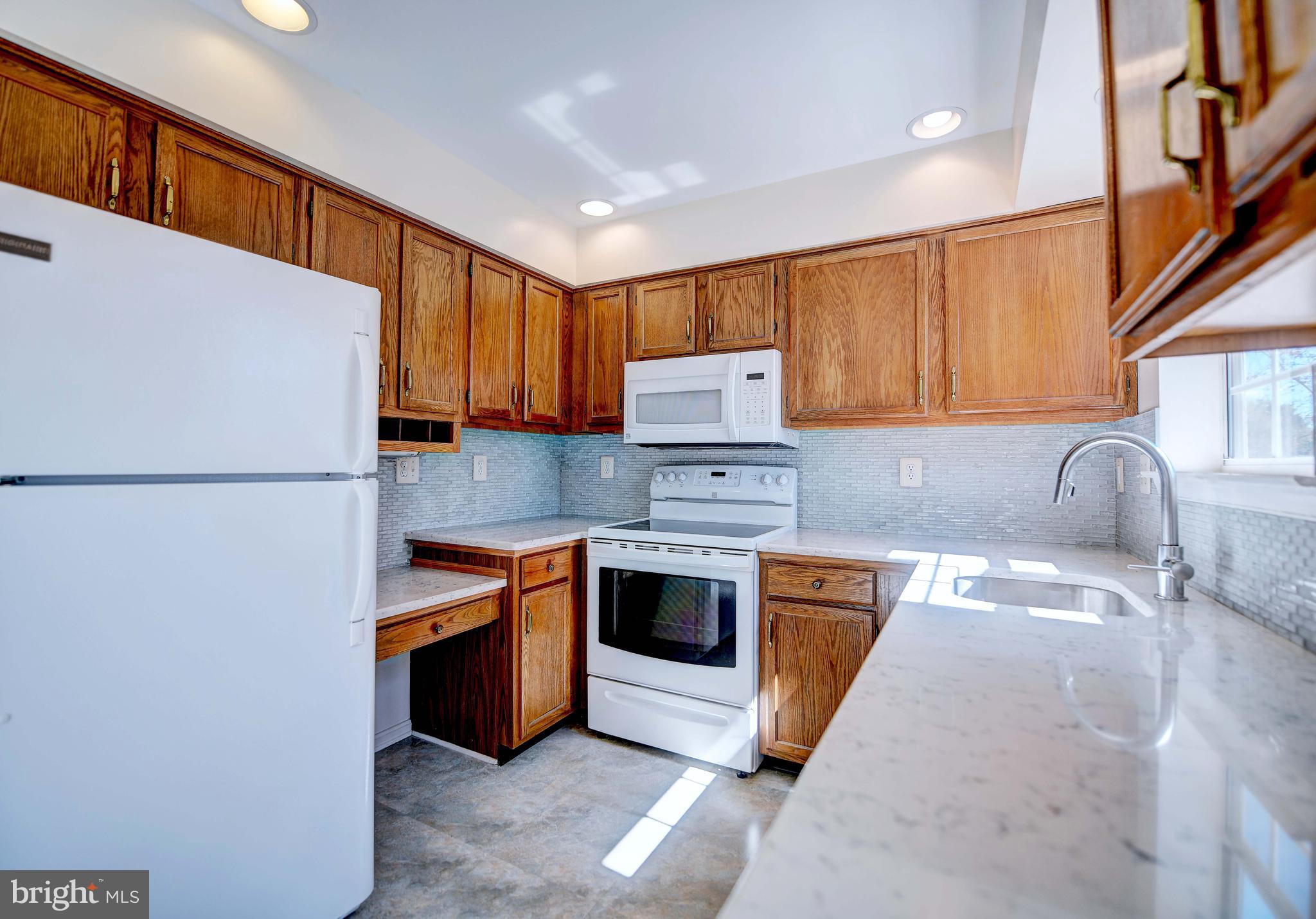 3762 Foxford Stream Road Baltimore, MD 21236 - Photo 10 of 31 Gallery Image 10