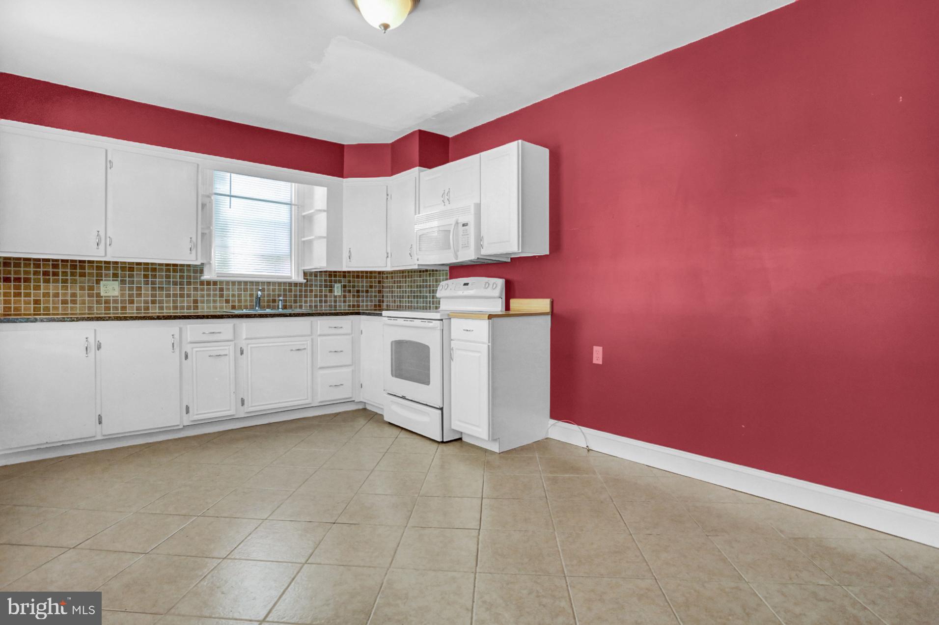 367 Bellemans Church Road Leesport, PA 19533 - Photo 6 of 39 Gallery Image 6