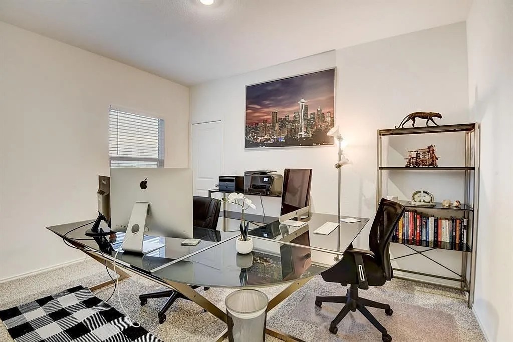 171 Santa Julia Kyle, TX 78640 - Photo 4 of 18 Carpeted office space featuring baseboards