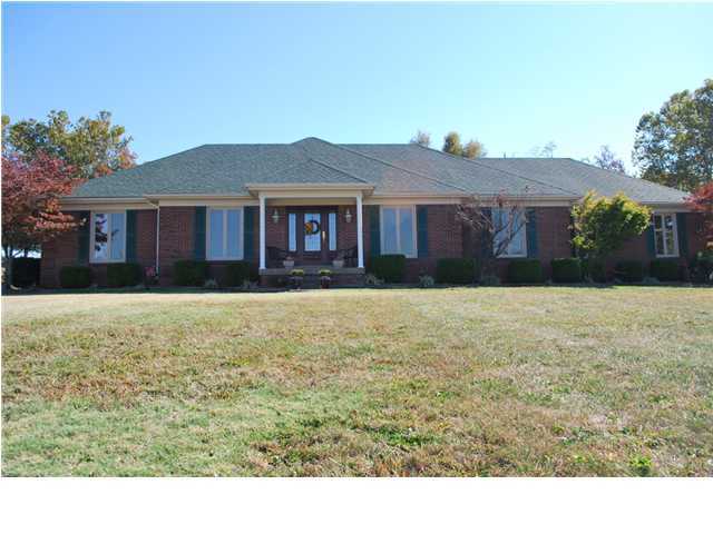 560 West Laurel River Road Shepherdsville, KY 40165 - Photo 1 of 13 Primary Photo