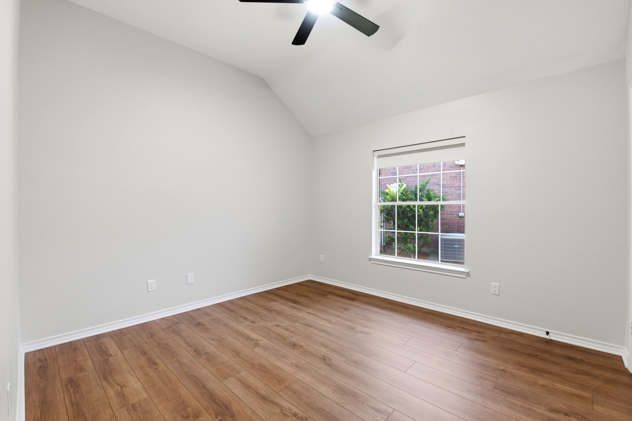 29819 South Legends Village Circle Spring, TX 77386 - Photo 31 of 48 an empty room with a window