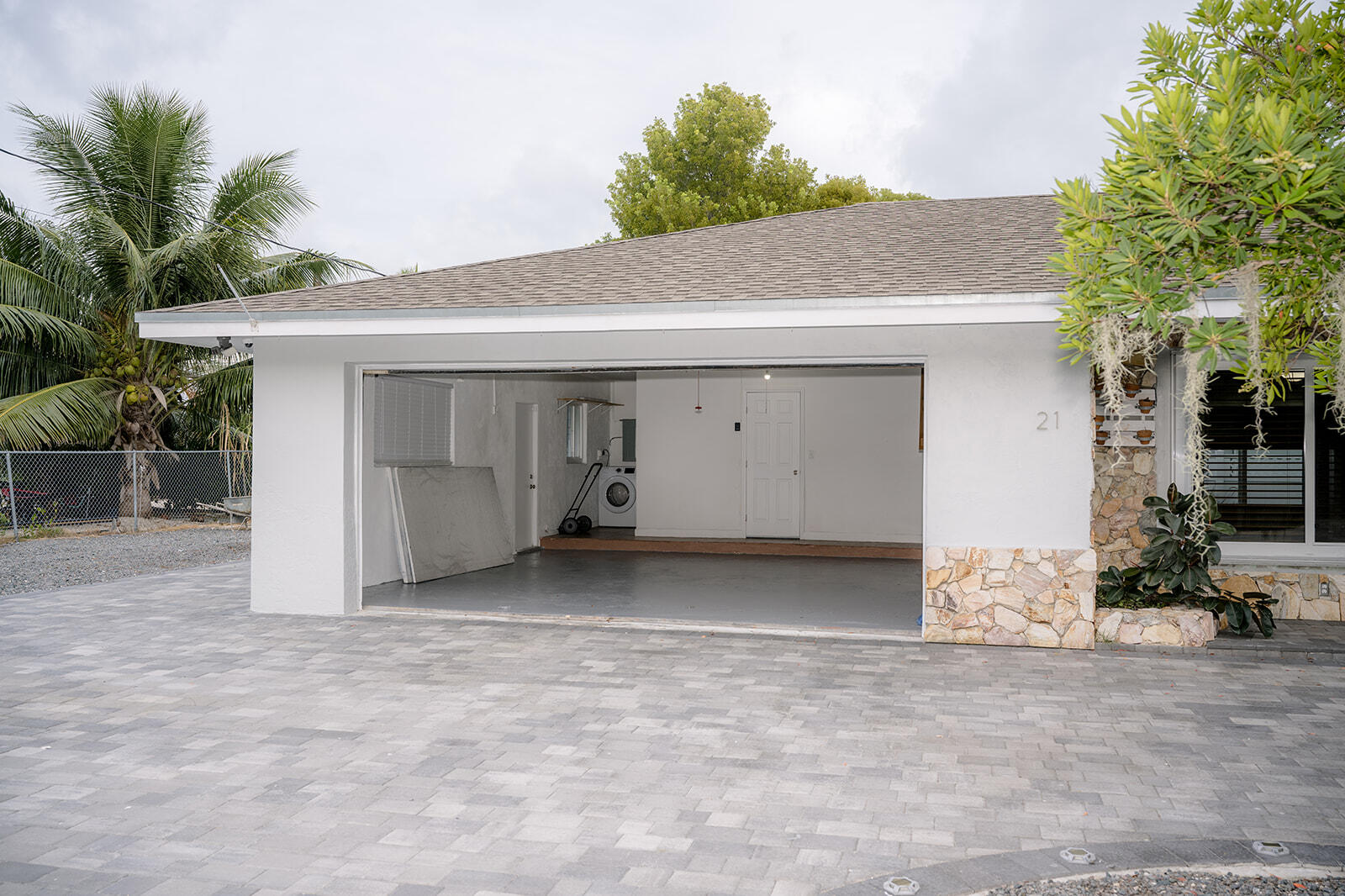 21 Ocean Bay Drive Key Largo, FL 33037 - Photo 47 of 50 674BE4AE-DF8A-4CCA-9EDF-B46364E80673