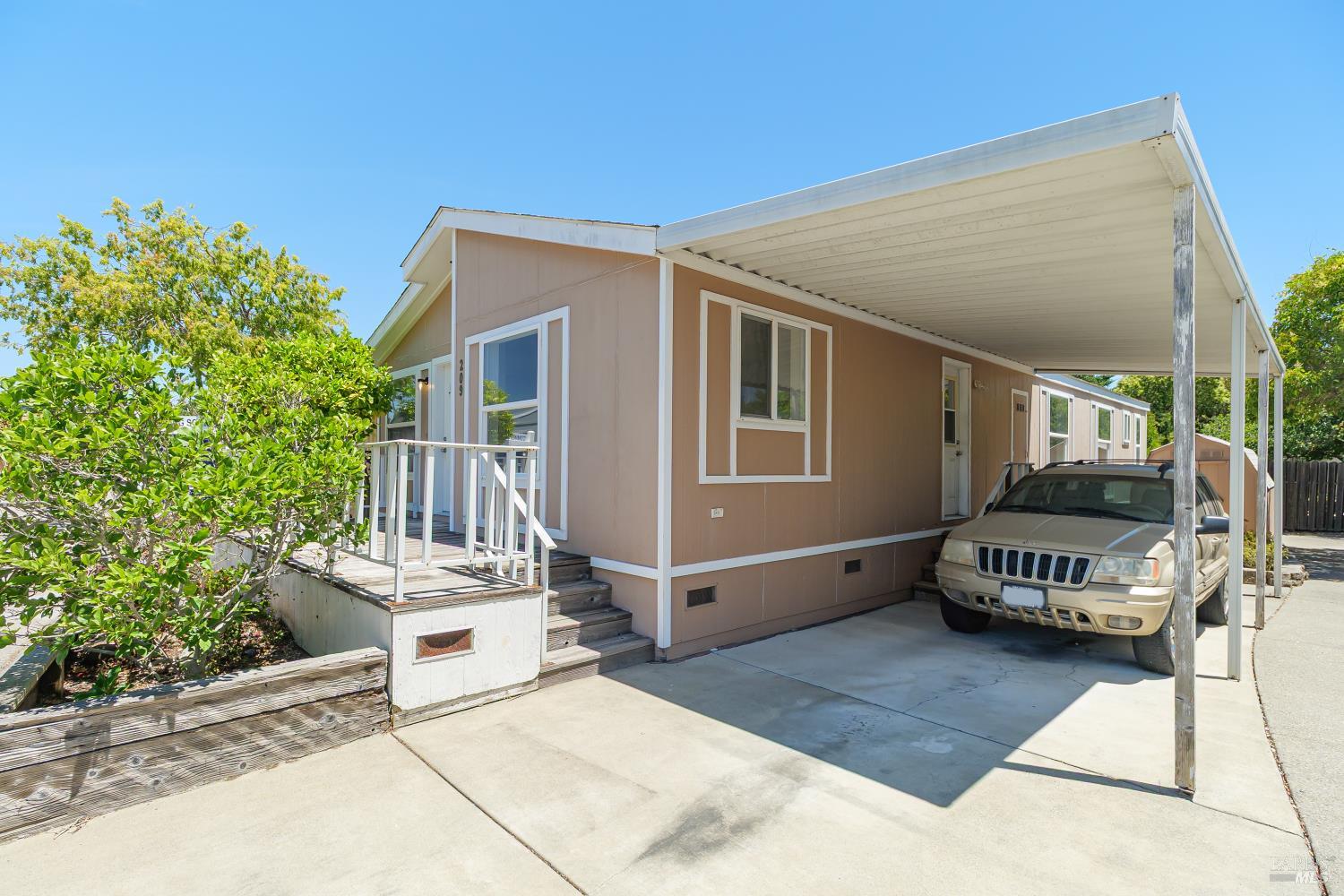 209 Yosemite Road San Rafael, CA 94903 - Photo 26 of 42