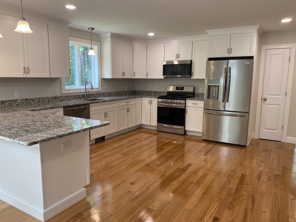 53 Brick Kiln Road Chelmsford, MA 01824 - Photo 3 of 18 Gallery Image 3