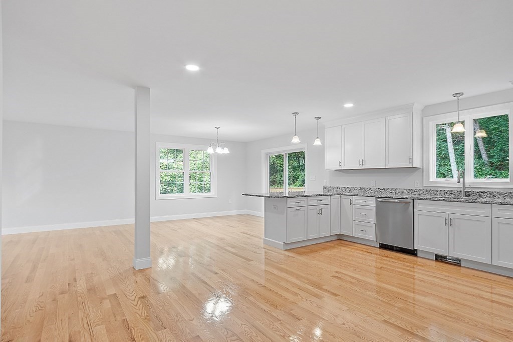 53 Brick Kiln Road Chelmsford, MA 01824 - Photo 6 of 18 Gallery Image 6