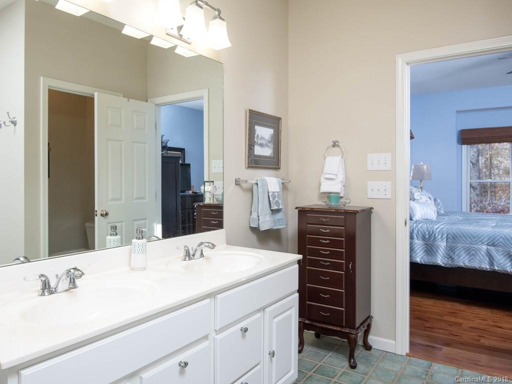 3017 Cove Loop Road Hendersonville, NC 28739 - Photo 16 of 36 Gallery Image 16