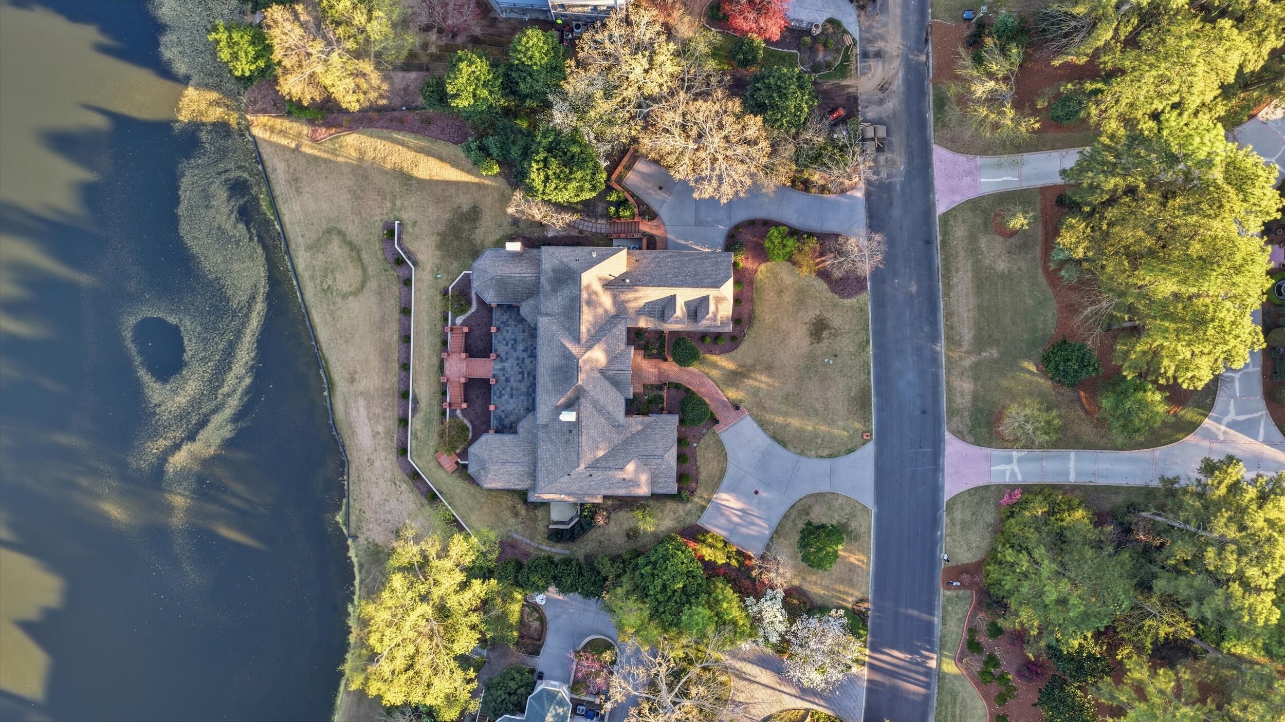 261 Magnolia Lake Road Aiken, SC 29803 - Photo 7 of 59