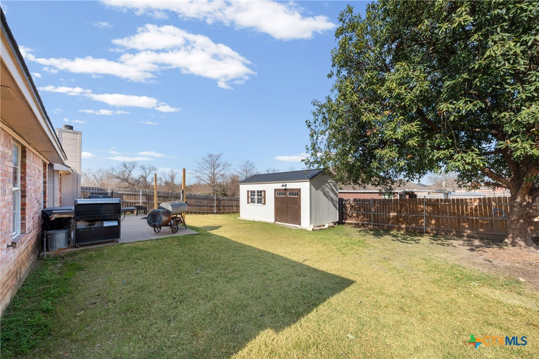 1601 Citation Loop Harker Heights, TX 76548 - Photo 38 of 42 a view of a house with a yard and sitting area
