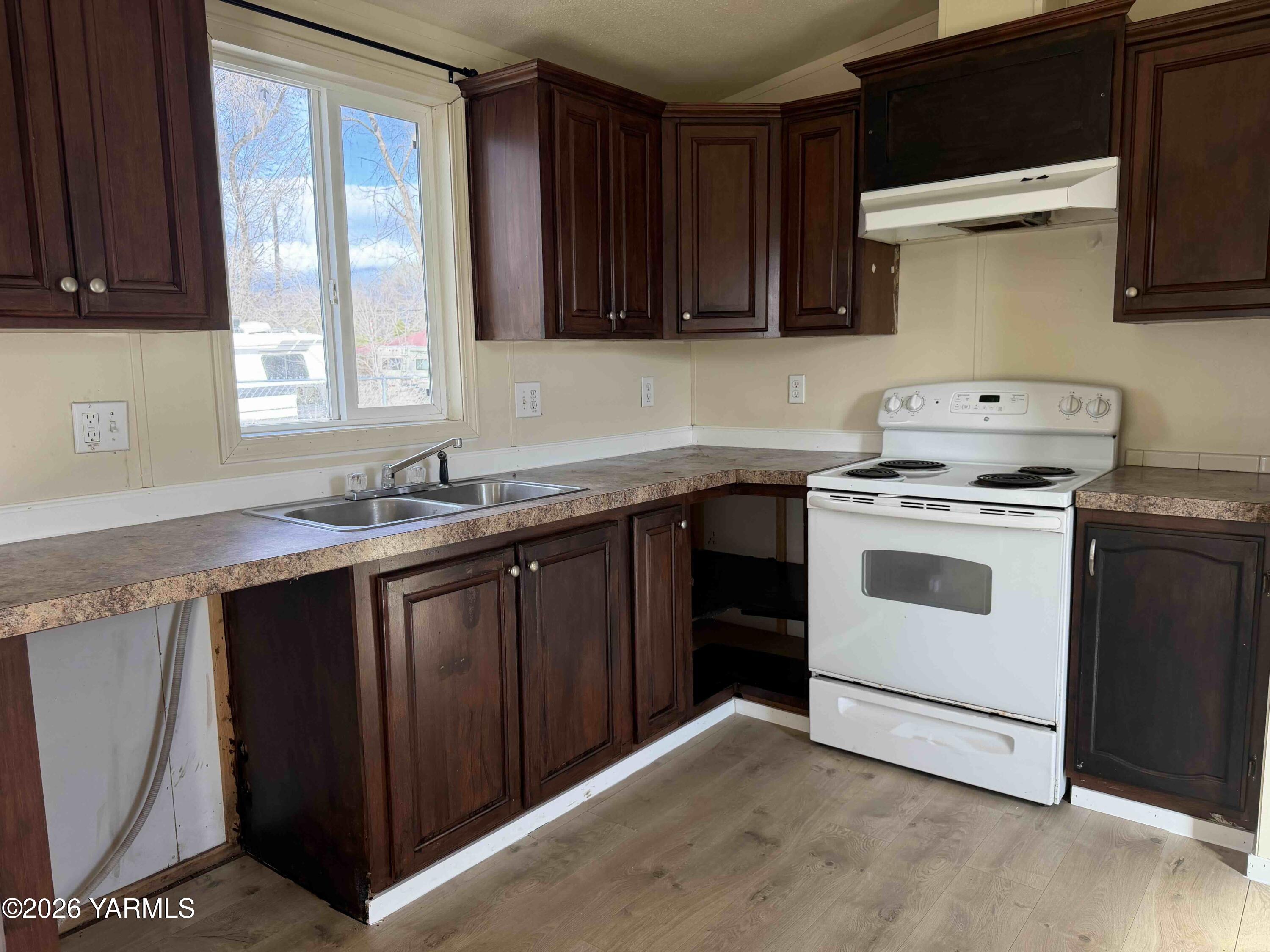 481 1st Street White Swan, WA 98952 - Photo 8 of 22 IMG_2381 2