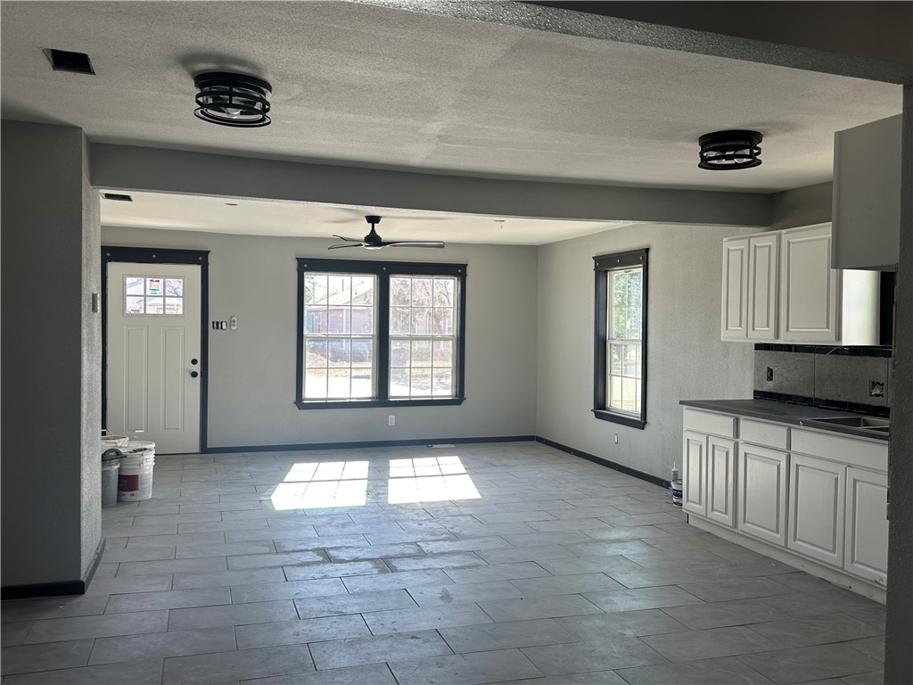 203 East Blair Street Three Rivers, TX 78071 - Photo 7 of 7