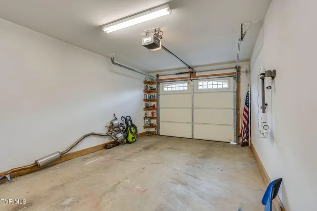 $269,900 | 425 Manchester Place, Bristol, TN 37620