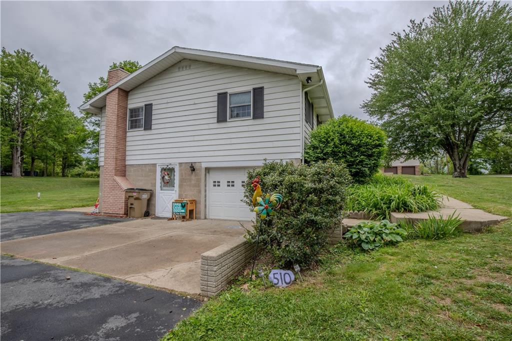 510 Mapletown Road Garards Fort, PA 15334 - Photo 4 of 47