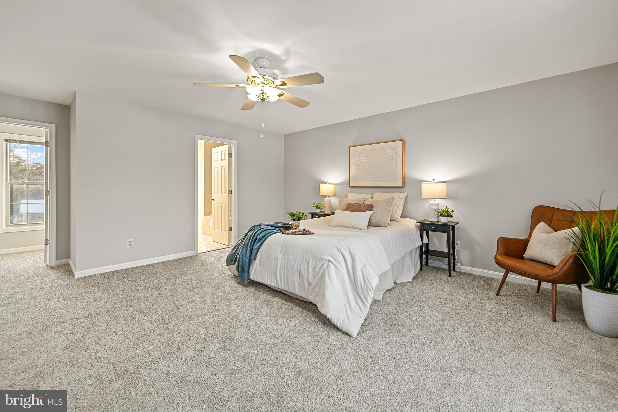 10449 Pineview Road Manassas, VA 20111 - Photo 23 of 46 Expansive Primary Room