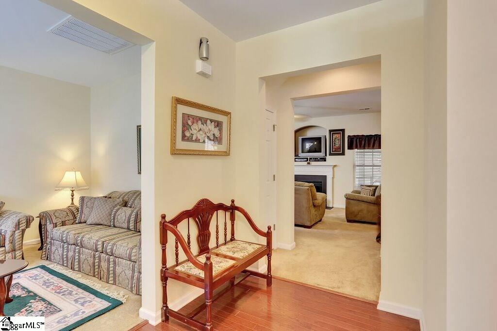 508 Middleshare Drive Mauldin, SC 29662 - Photo 4 of 36 Gallery Image 4